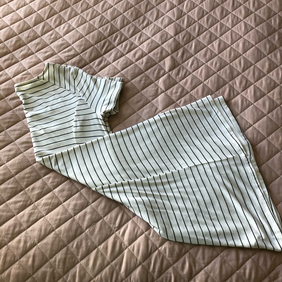 DONATED to local social worker🙏 Stripped swing dress - Picture 4 of 4